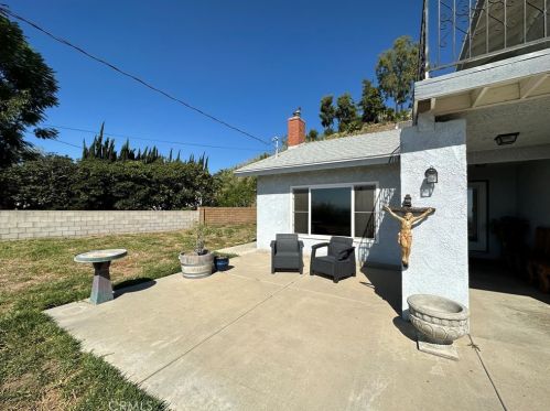 1122 Ponderosa Dr, San Bernardino, CA 92404-1441