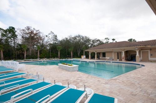 3790 Sawgrass Way, Naples FL  34112-3385 exterior