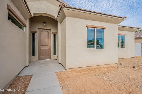 5216 Santa Rita Dr, San Tan Valley, AZ 85140-9433
