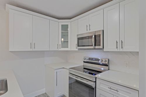 1905 19th Way, West Palm Beach, FL 33407-6626