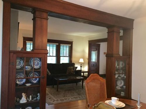 4690 Harlem Rd, Buffalo, NY 14226-3815