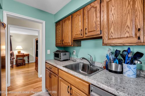 407 Berkshire Rd, Ridgewood NJ 07450-5533 exterior