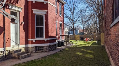 1542 Scott St, Covington KY  41011-3454 exterior