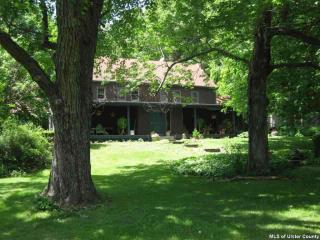 269 Wilhelm Rd, West Saugerties, NY 12477-4190