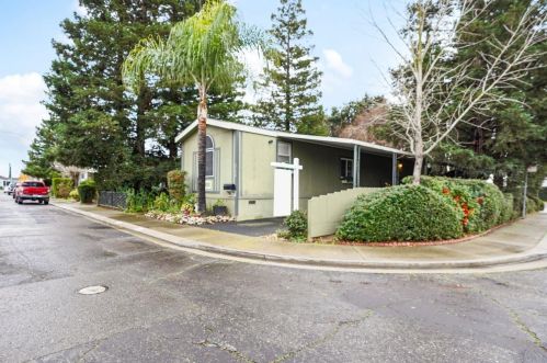 2128 Hacienda Ln, Modesto CA  95350-0207 exterior