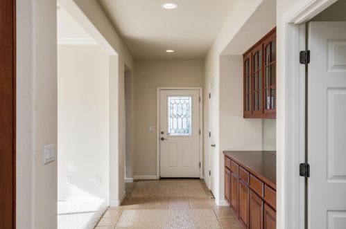 411 Eskaton Cir, Grass Valley CA  95945-5744 exterior