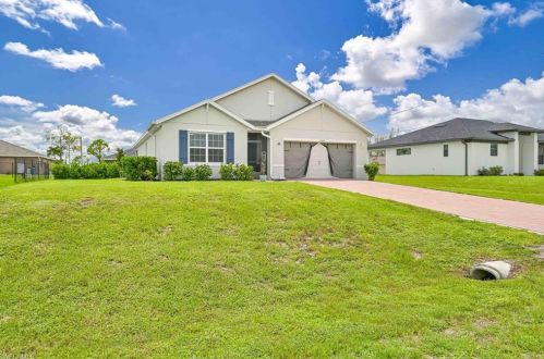 2544 20th Pl, Cape Coral, FL 33904-3229