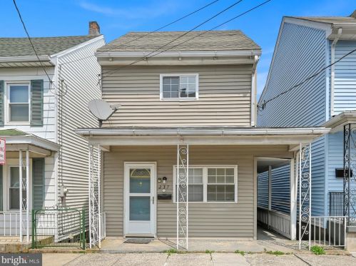 237 Arnot St, Arnots Addition, PA 17970-1104