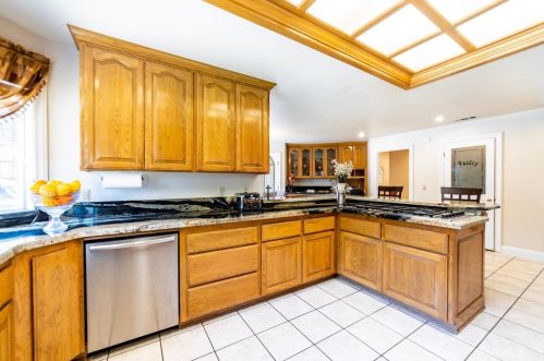 224 American Riv Cyn Dr, Folsom CA 95630-7143 exterior