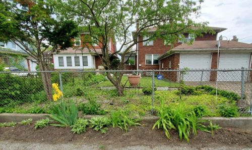 639 Johnson St, Gary IN  46402-2138 exterior