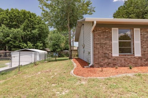 11625 129th Ln, Ocklawaha FL  32179-5096 exterior