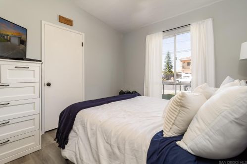 2463 Judson St, San Diego CA  92111-6213 exterior