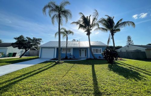 1332 Mohave St, Fort Pierce, FL 34952-4108
