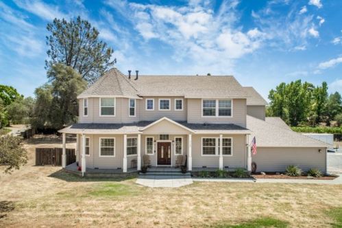 9120 Crater Hill Rd, Newcastle, CA 95658-9475