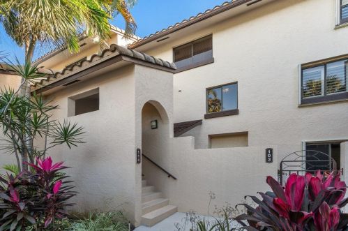 300 Captains Walk, Delray Beach, FL 33483-8014