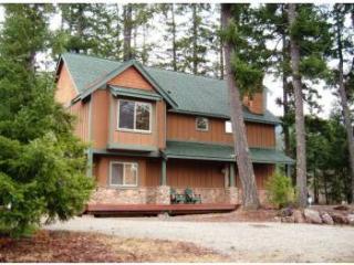 102 Hemlock Pl, Packwood, WA 98361-9767