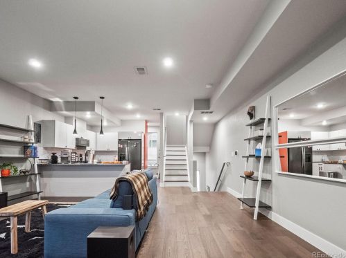 1284 Stuart St, Denver CO 80204-1243 exterior