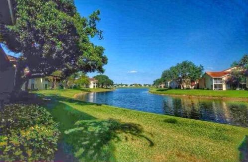 8104 Glenmoor Dr, West Palm Beach, FL 33409-2776