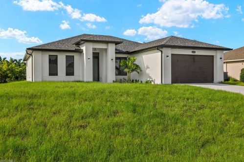 2124 28th St, Cape Coral, FL 33914-3952