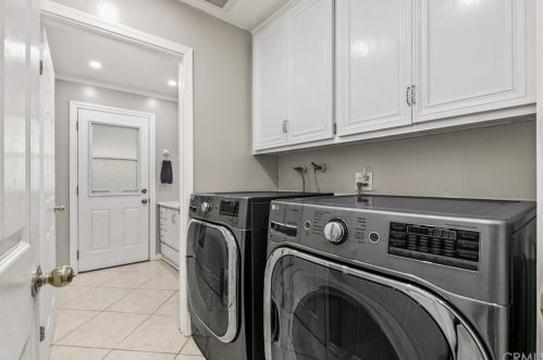 1243 Chestnut Ave, Orange CA 92867-3836 exterior