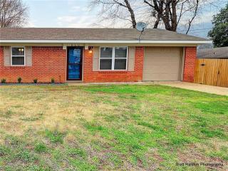 810 3rd St, Bentonville AR  72712-5738 exterior