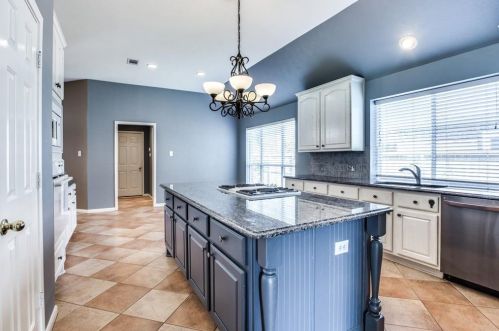 3606 Mackenzie Ln, Richardson TX  75082-2620 exterior