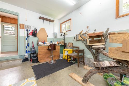 300 Stanley St, Bellefontaine OH  43311-2454 exterior