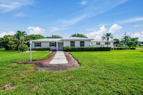 333 Avenue, Belle Glade, FL 33430-2521