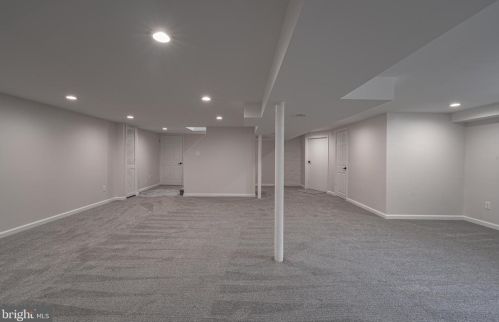 620 School Line Dr, Norristown PA  19406-3589 exterior