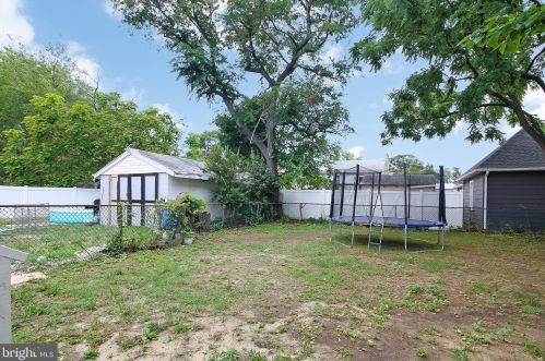 335 Washington St, West Deptford NJ  08066-1083 exterior