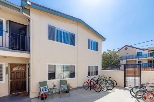 2045 Oliver Ave, San Diego CA 92109-5549 exterior