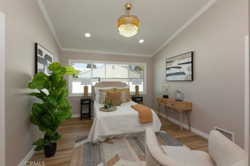 3841 Pacific Ave, Long Beach CA  90807-3227 exterior