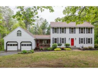 4 Anthony Dr, Londonderry, NH 03053-3145