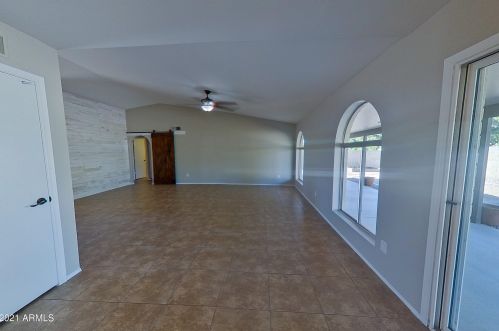 860 Alamo Dr, Chandler AZ 85224-1873 exterior