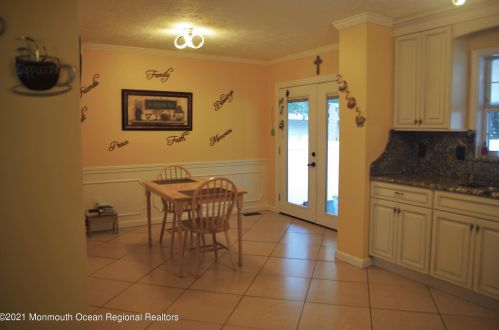 536 Elwood St, Lacey NJ  08731-2106 exterior