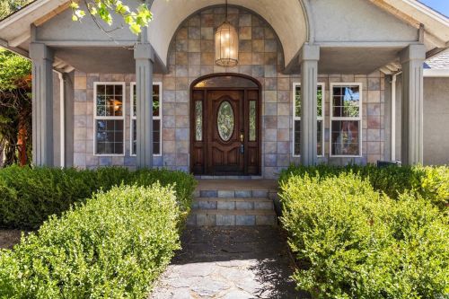 1041 Main St, Willits, CA 95490-4301