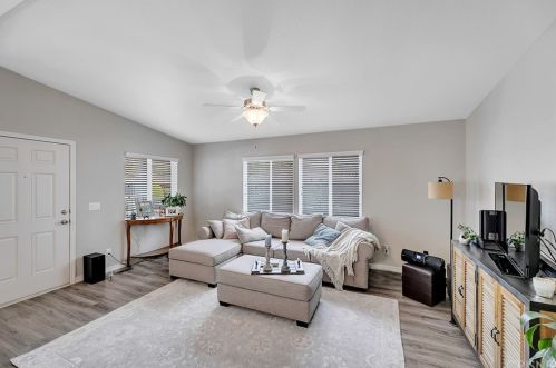 31308 Blue Sky Way, Santa Clarita, CA 91384-2565