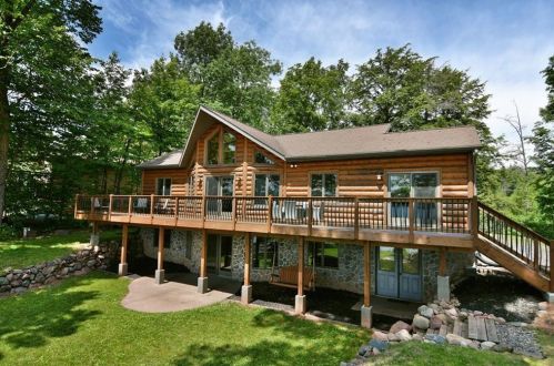 46082 Echo Point Ln, Cable, WI 54821-4827