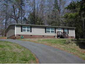 1152 Hillside Dr, Graham, NC 27253-8555