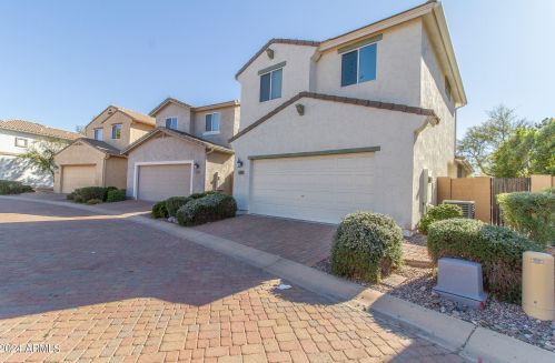 1751 Chatsworth, Mesa AZ  85209-7782 exterior