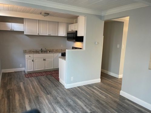 2116 Blue Gum Ave, Modesto, CA 95358-1008