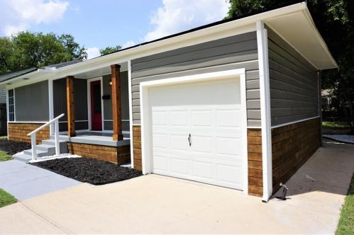4328 Waits Ave, Fort Worth, TX 76133-1139