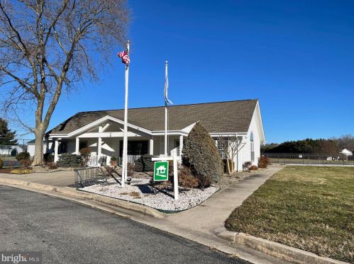 22 Amberwood Way, Lewes DE  19958-9468 exterior