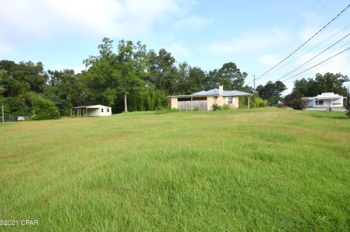 5263 Cotton St, Graceville FL  32440-2533 exterior