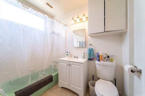 826 Obispo Ave, Long Beach CA  90804-5036 exterior