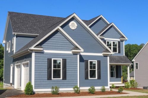 729 Nate Whipple Hwy, Cumberland, RI 02864-3354