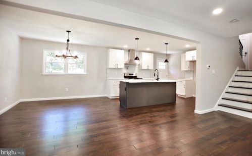 1396 Harris Rd, Dresher PA  19025-1104 exterior