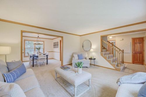 1710 Laurel Ave, Hudson WI  54016-2000 exterior