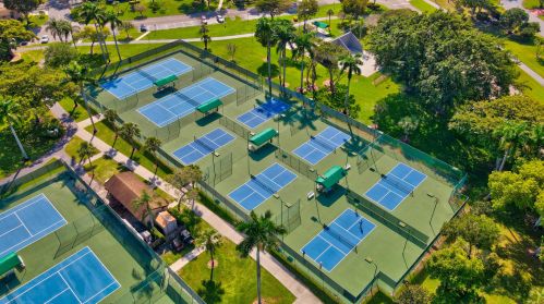 8425 Springlake Dr, Boca Raton FL  33496-4904 exterior