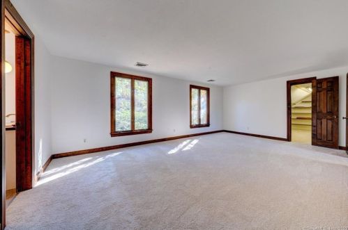 58 Quail Hollow Dr, Southington CT  06489-1616 exterior